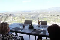 Myron Luxury Living -Two Bedroom Modern House with panoramic views - 3-Star