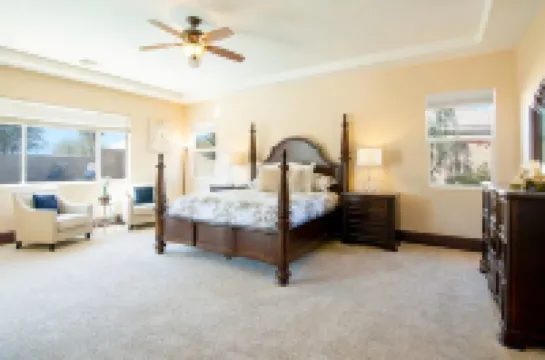 4000 SQ FT 5bedroom/3 BATH, SALT, POOL/SPA, WiFi and AC, COACHELLA, Indio