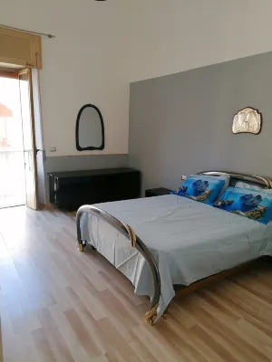 Close to Naples, Pompeii and 100 meters from boarding to Capri, Amalfi and Positano