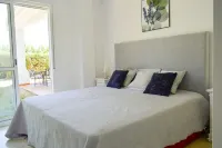 Luxery large Villa with pool 650 m to the beach