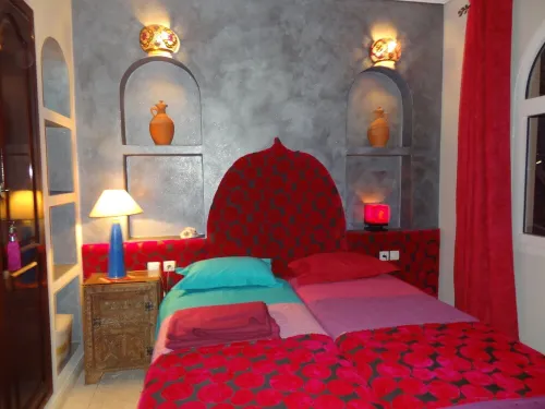 VILLA IN A STANDING RESIDENCE WITH SEA VIEW