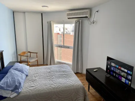 Prime Location for Nomads: Bright Oasis near Patio Olmos!