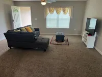 3-bedroom house in serene Ocala with WiFi, AC. Enjoy your stay