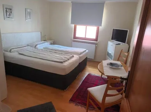 Vacation Apartment No. 1, Town Center, Randersacker Hotels in Randersacker