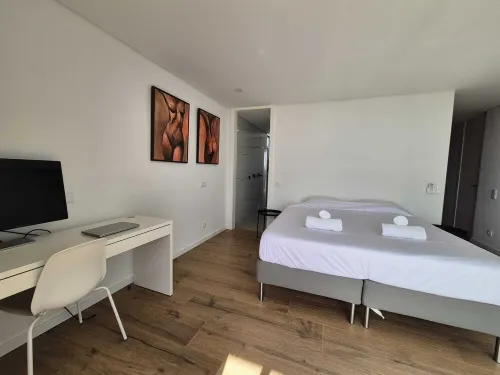 Casa Arendina - Villa Retreat with Heated Pool