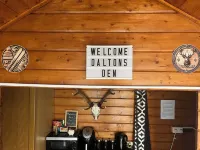 Romantic Swiss Cabin Hideaway & Hot Tub Spa Pool