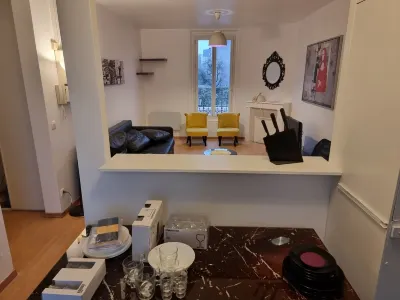 Charmant 3 Pièces, Calme, au Centre Ville. Proche Paris et Stade de France Hotel in zona Palais des Sports