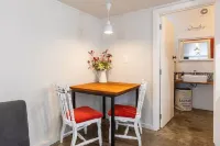 Skyline Breeze Các khách sạn ở Woodville