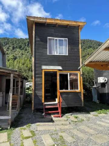 Mateo Puyuhuapi Cabin Hotels in 