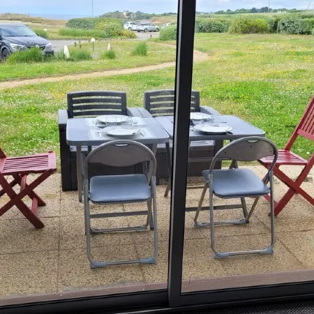 At the foot of Plage de la falaise