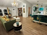 Charming luxurious  2-bedroom house  in enchanting Cape Charles
