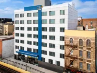 GLō Best Western Bronx NYC Hotels near Graham Square