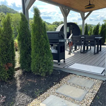 Luxury Airstream Glamping Unit 4 of 6, On-Site Hiking, Private Hot Tub and Sauna