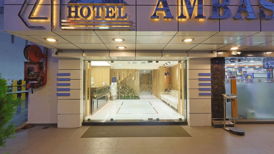 Hotel Ambassador