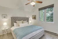 Hike, Ski and Golf Fully Renovated Edwards Townhome - Homestays
