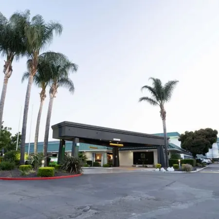 Holiday Inn DUBLIN-PLEASANTON by IHG
