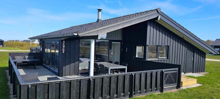 "Auvo" - 600m from the Sea Hotels in Norlev Strand