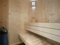 "Harrieth" - 300m from the Sea