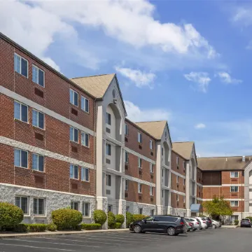 Sonesta Simply Suites Boston Burlington