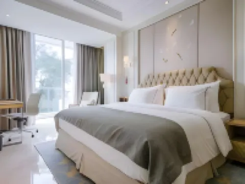 Art Deco Luxury Hotel & Residence Hotels in Cidadap