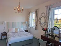 Hook House Hotels in Hart District