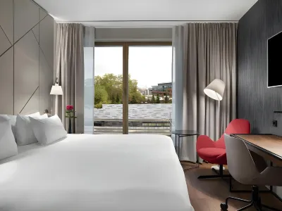 NH Collection Antwerp Centre Hotel berhampiran University of Antwerp