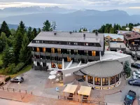 Hotel Dolomiti Chalet Hotels near Locanda Margon