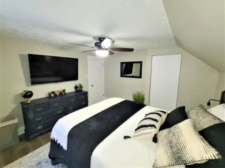 Comfortable, Convenient, & Spacious 3 bedroom home