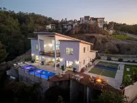NEW! Lux Remote Escape w/ Concierge, Pool, Hot Tub, Views, Beach & Water Sports Hotels in 