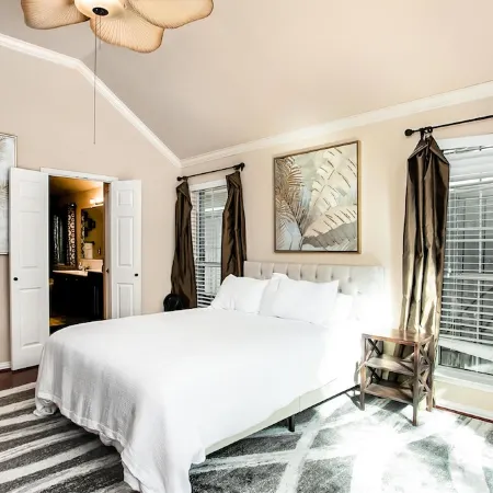 Big 5 Bed/3 Bath LUXE Home Pool Spa West Plano