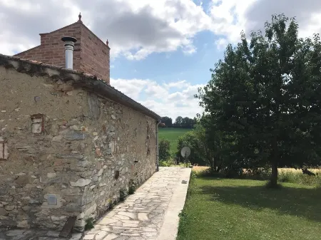 Pretty stone cottage