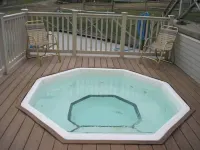 Ski In & Ski Out - Deluxe 1 Bedroom Condo Sleeps 5