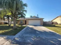 Cozy Getaway 5 Min Walk to Parks Hotels near Royal Palm Beach Commons Park
