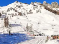 Apartment in Réallon Near Ski Slopes