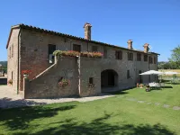 Apartment in Todi with Pool and Garden
