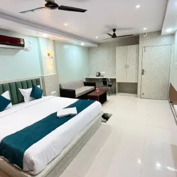 Hotel Soneva Inn Hotels near Birsa Zoological Park