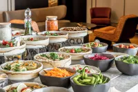 Golden Tulip Gebkim Kocaeli - Aamiainen
