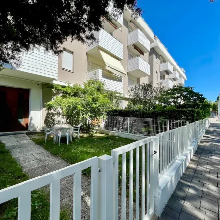 Relax and Enjoy a Garden and Pool