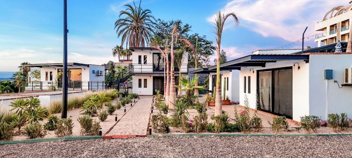 InHouse Glamping Hotels in La Paz
