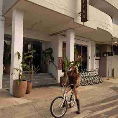 瓦利村飯店 Hotel Exterior