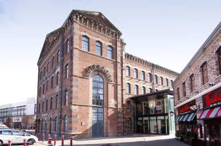 Premier Inn Kidderminster Отели рядом с достопримечательностью «Парк Бринтон»