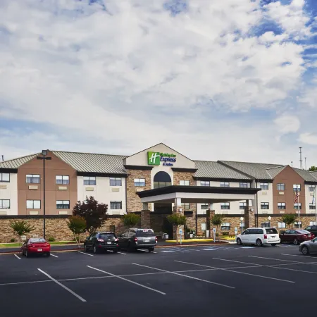 Holiday Inn Express & Suites BIRMINGHAM SOUTH - PELHAM by IHG
