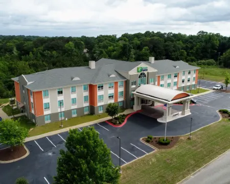 ホリデイ イン エクスプレス & スイーツ エンタープライズ by IHG エンタープライズのホテル