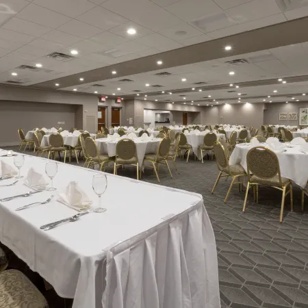 Holiday Inn MARQUETTE by IHG