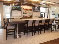 Holiday Inn GREENSBORO COLISEUM by IHG - Barer