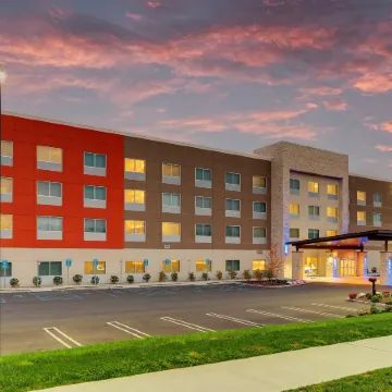 Holiday Inn Express & Suites MIDDLETOWN - GOSHEN by IHG