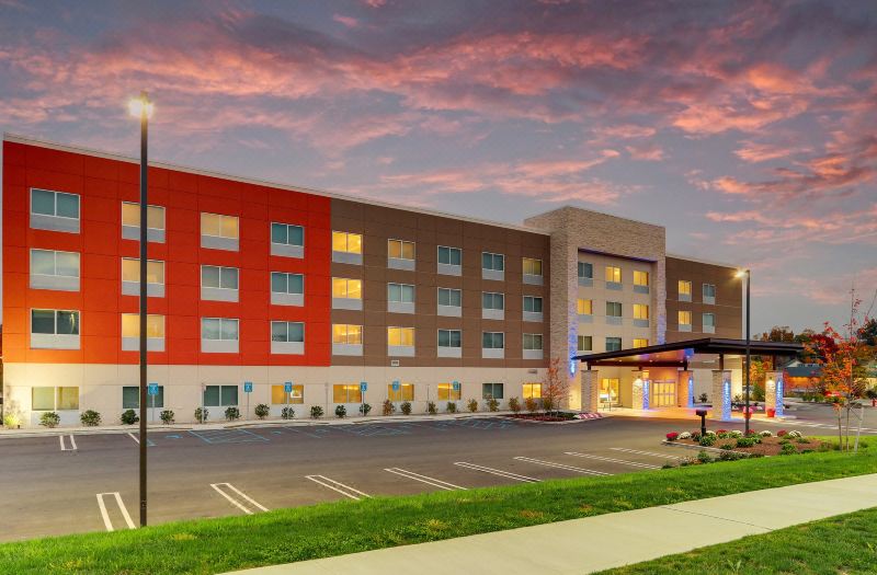 Holiday Inn Express & Suites Middletown - Goshen by IHG