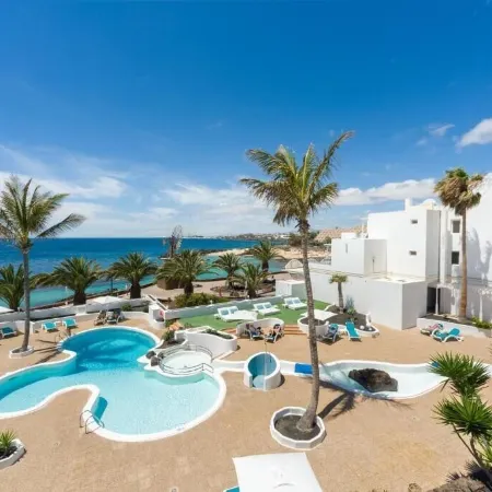 Neptuno Suites – Only Adults