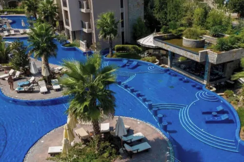 Apartment Sleeps 4 with Pools Access - Smart TVs Hotels in Nesebăr