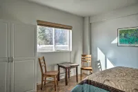 Homer Hideaway on Fritz Creekside - Pets Welcome - Pet friendly